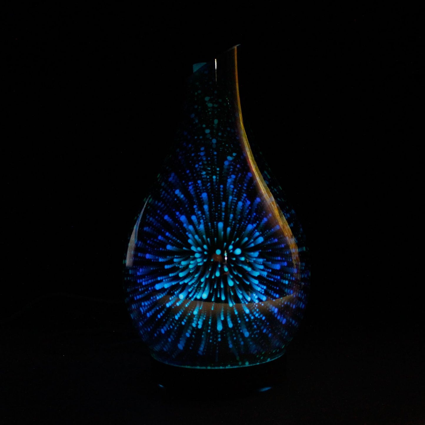 Ibiza atomiser showing 7-colour LED infinity light pattern